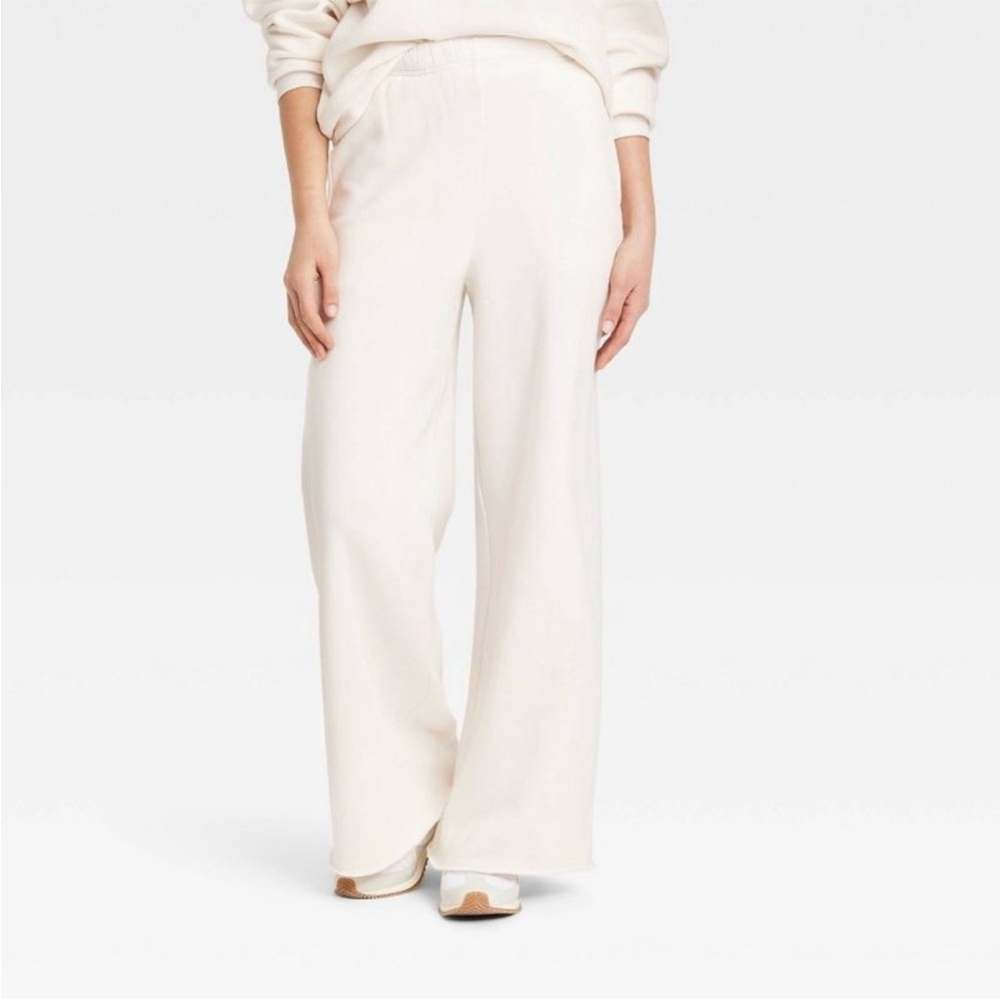 Grayson Threads Women's Fleece Wide Leg Graphic Pants
- XS